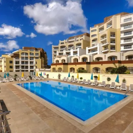 Monita 113, Seaside Apartment With Access To Pool And Pleasant Views Marsaskala Exterior photo