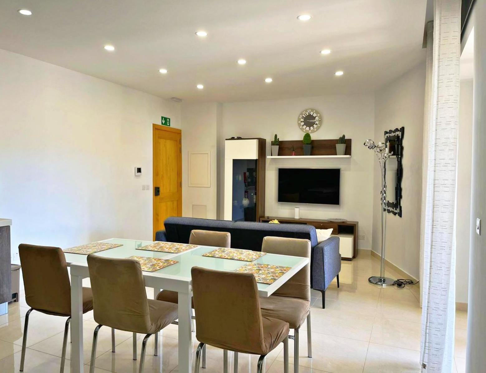 Monita 113, Seaside With Access To Pool And Pleasant Views